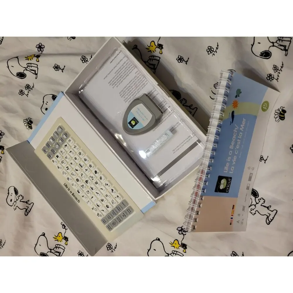 Cricut Cartridges Lot Of 9 W/ Keyboards & Booklets VGC! w MICKEY